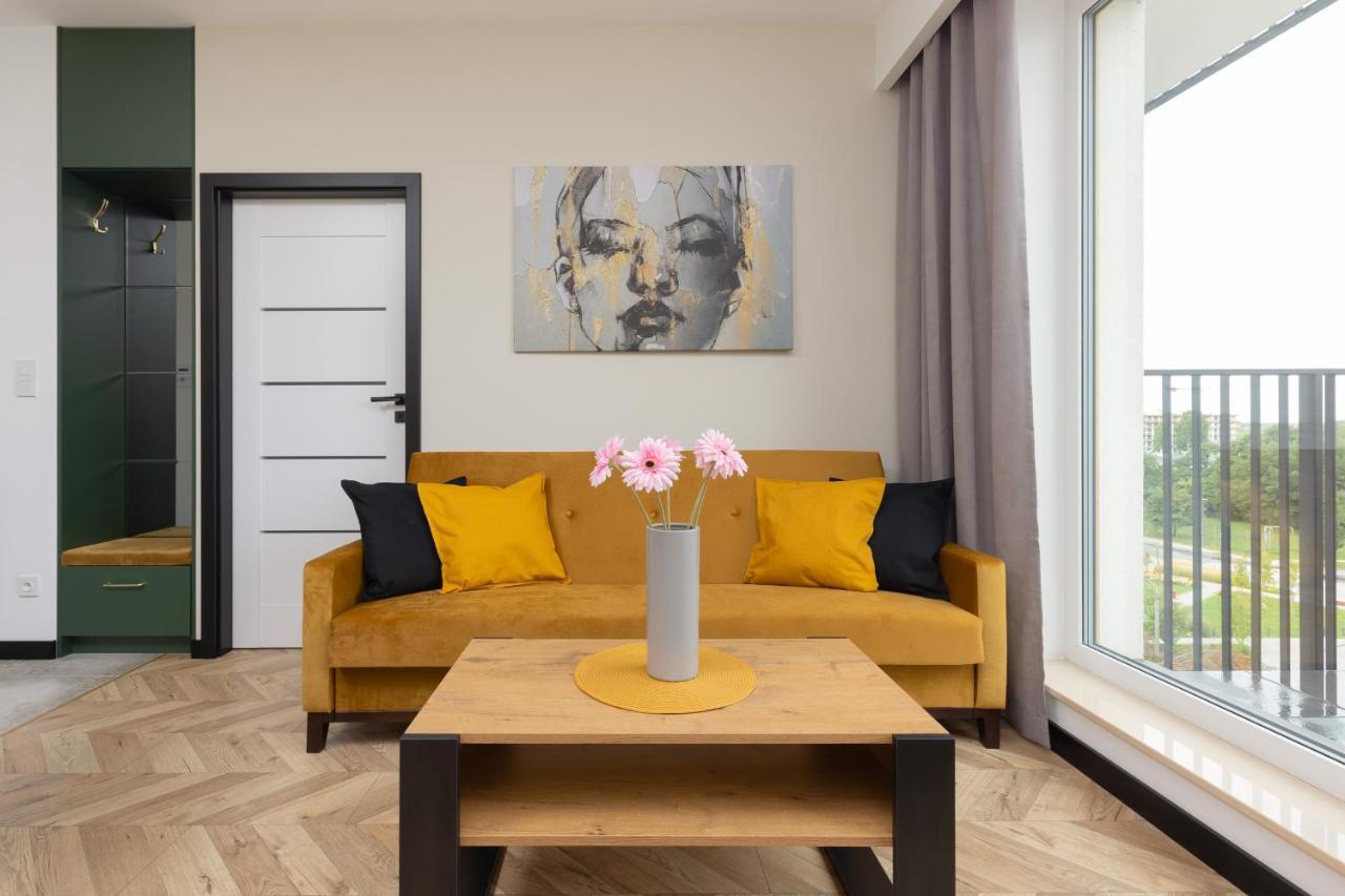 Home Factory Estate Praga Kotsisa By Noclegi Renters Warszawa Eksteriør billede